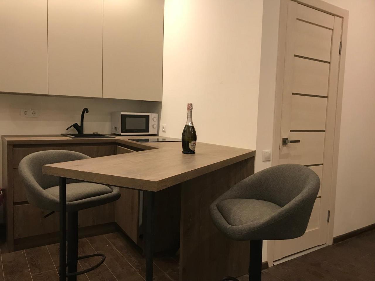 Vip Apartment Ploscha Rynok Лвив Екстериор снимка